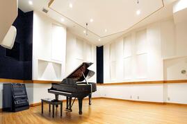 2603_kichijoji_concertst_steinway.jpg